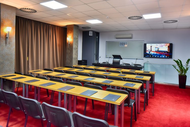 КОНФЕРЕНТНА ЗАЛА